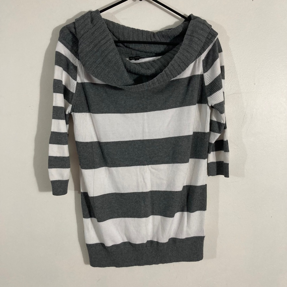Express Striped Sweater Womens Small Gray White Cowl Neck Ribbed Knit‎